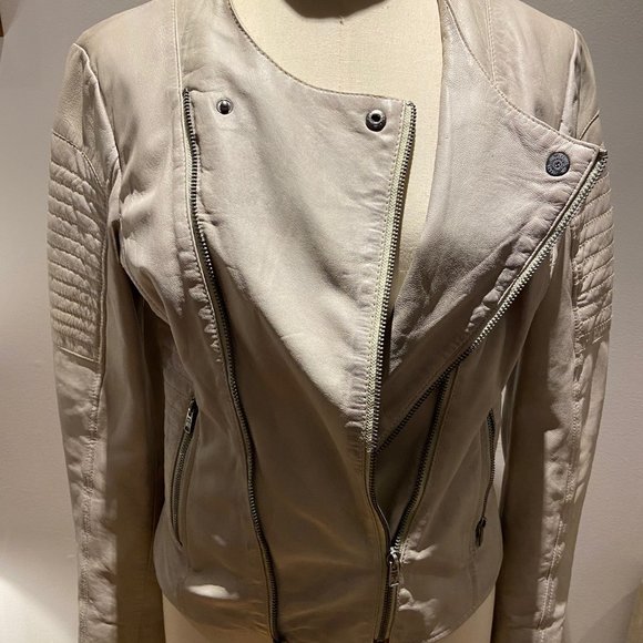 Leather Jacket - Picture 4 of 4